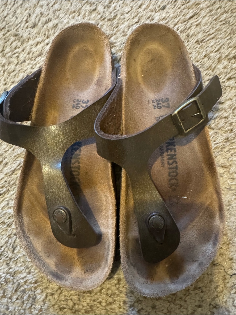 Birkenstock Women’s Golden Brown Thong Sandals